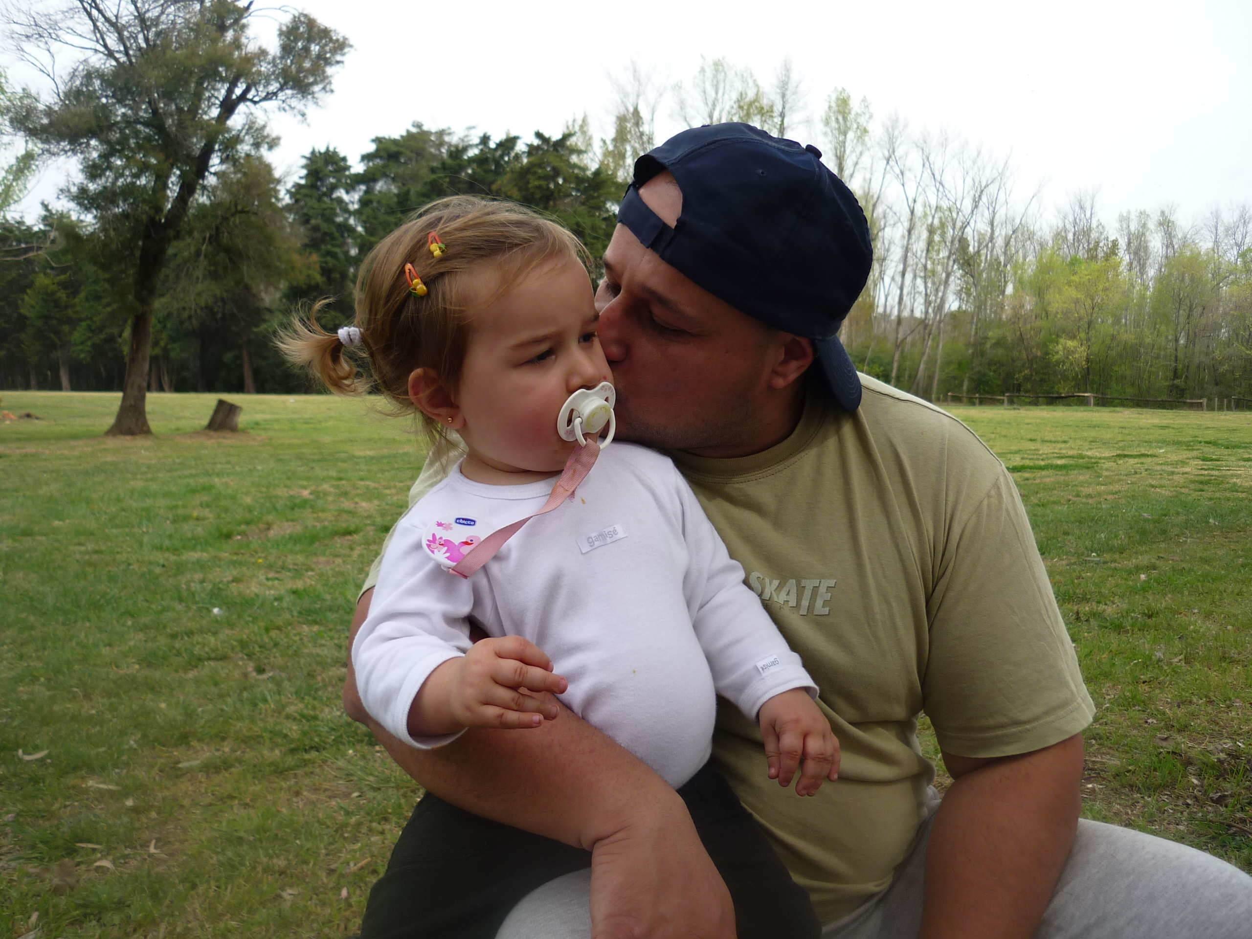 fotos/2011-09-25 - Asado en el parque/P1020285.JPG